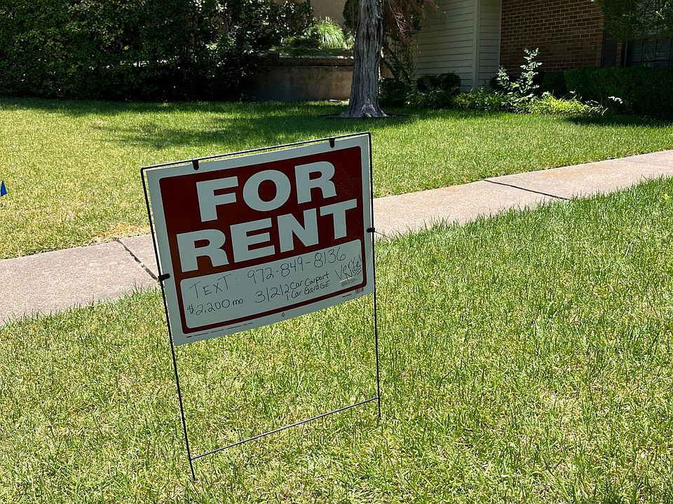 1st image of 407 Shoreview Dr