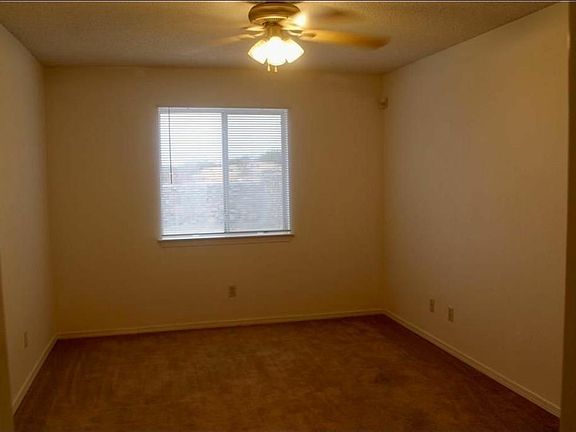 5th image of 12512 Flora Alba Dr