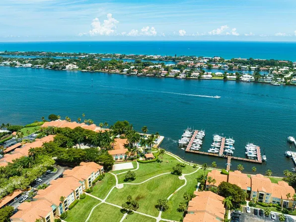135 Yacht Club Way #209, Hypoluxo, FL 33462