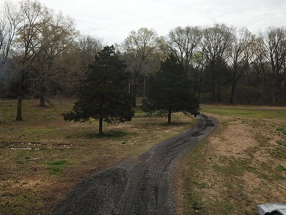 4th image of 10112 Backwood Ln