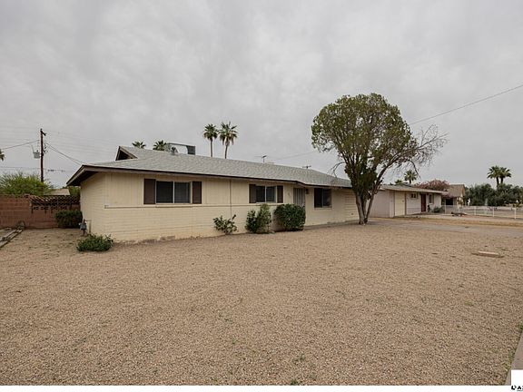 3rd image of 427 E Malibu Dr
