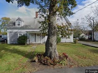 42 School St, Hyannis, MA 02601