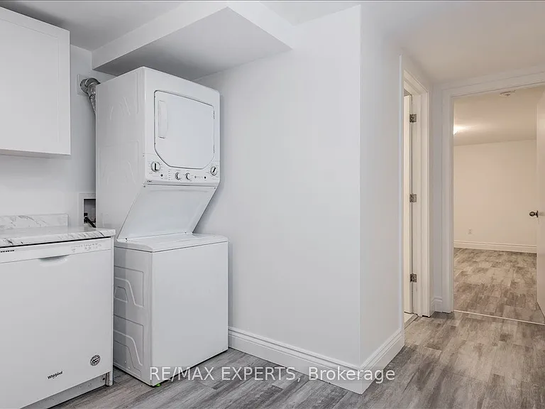 7 Willow St — Photo 13