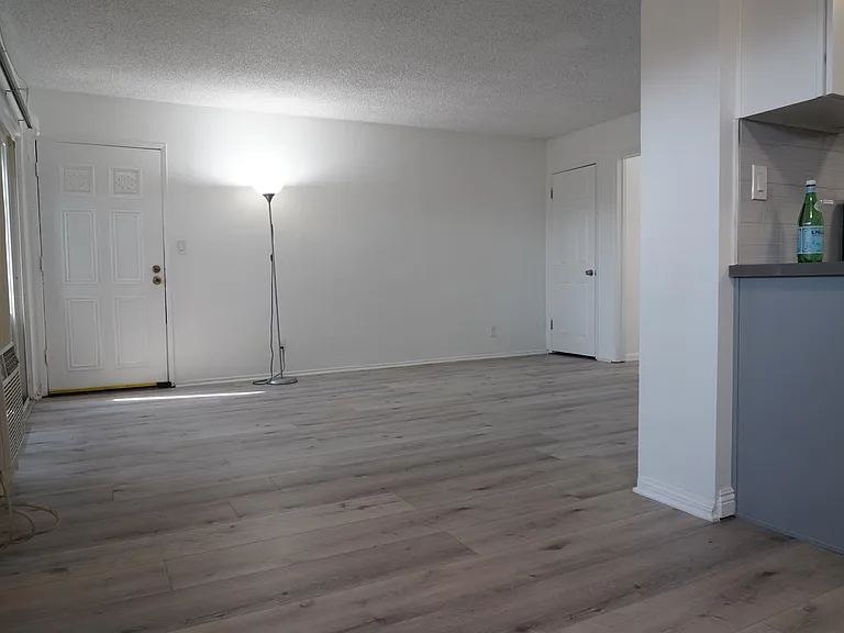 2852 Sawtelle Blvd #14 — Photo 8