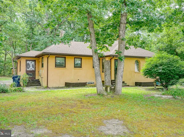 746 E Malaga Rd, Williamstown, NJ 08094