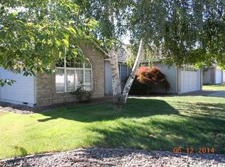 607 Jackson Creek Dr, Central Point, OR