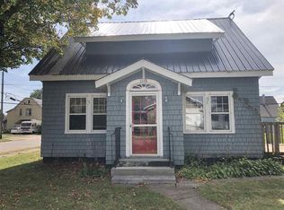 1115 N 5th St, Ishpeming, MI 49849