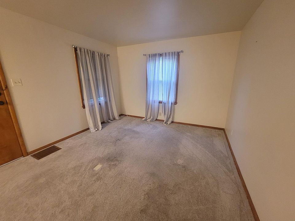 1st image of 1505 N Sheridan Ave