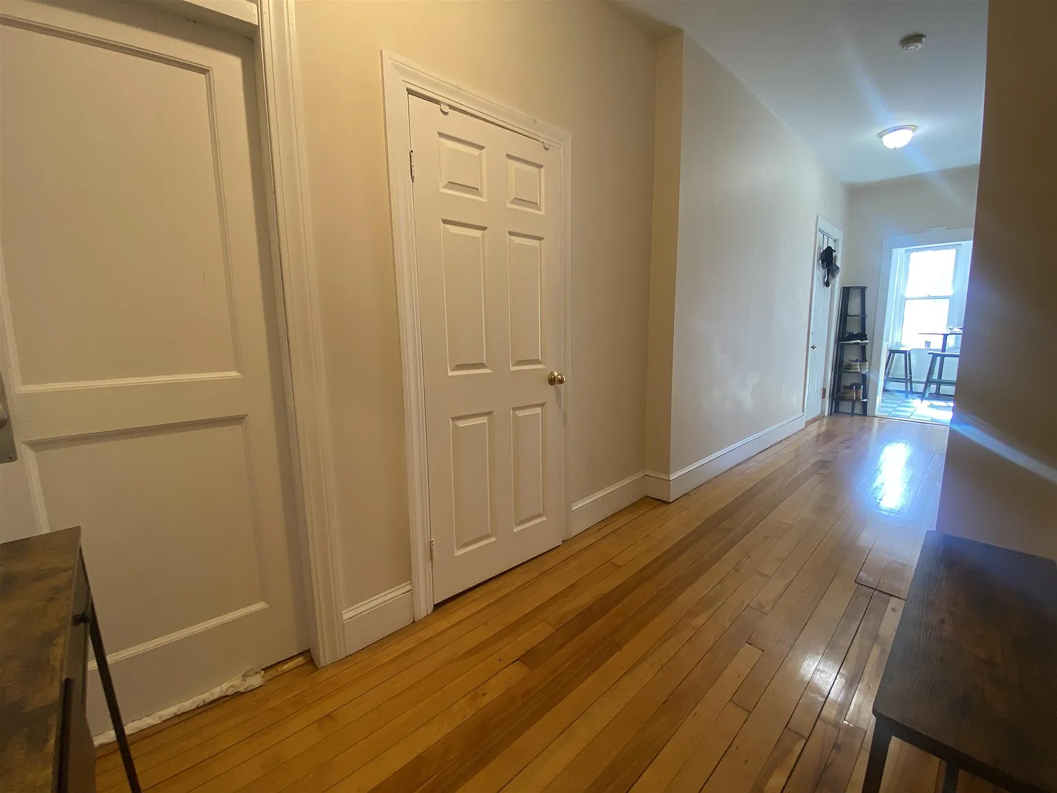 1 bed, 810 sqft, $3,200 — Photo 3