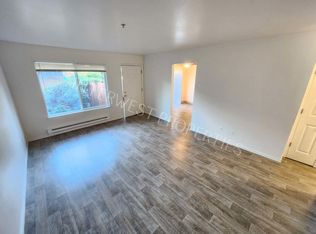 14130 SW 105th Ave APT 2, Tigard, OR 97224