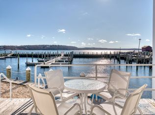 8 Oyster Poin, Greenport, NY 11944