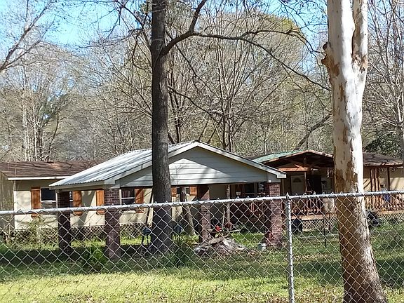 3rd image of 356 Oaknoll Dr