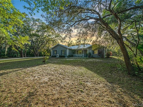 5th image of 8654 N Blackthorn Ave