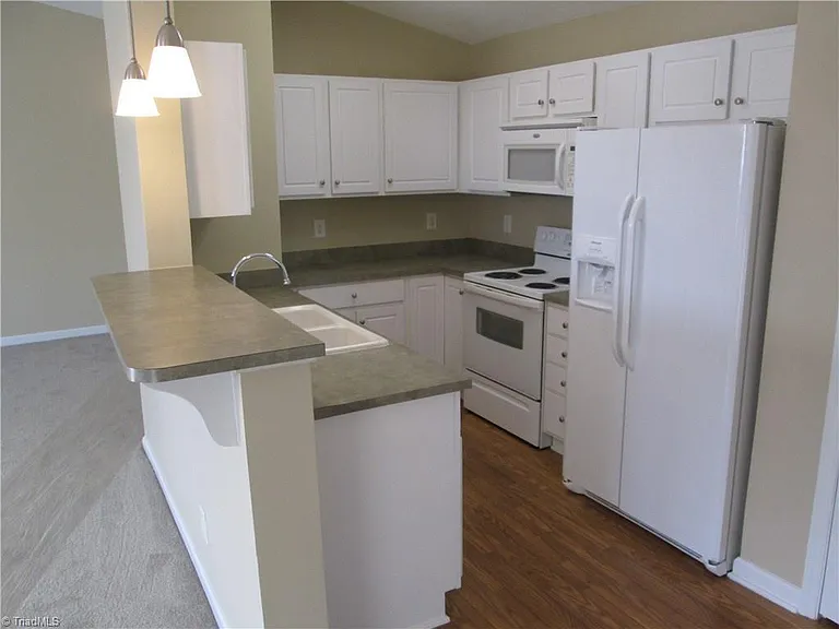 1620 Cherry Blossom Ln #302 — Photo 6