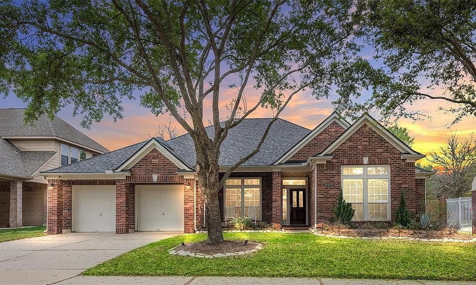 1st image of 8102 Highland Forest Dr