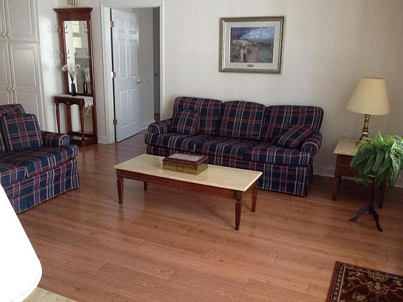 3rd image of 2461 Storen St