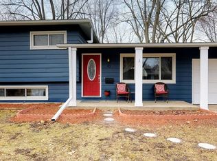 63 Hampton Rd, Montgomery, IL 60538