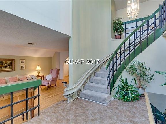 2nd image of 4333 El Cid Cir