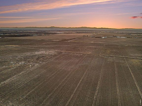 4th image of 90 39 Rd