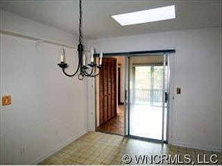 2nd image of 119 Brightwater Heights Dr