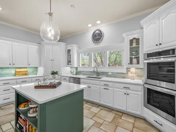 4811 103rd St, Lubbock, TX 79424