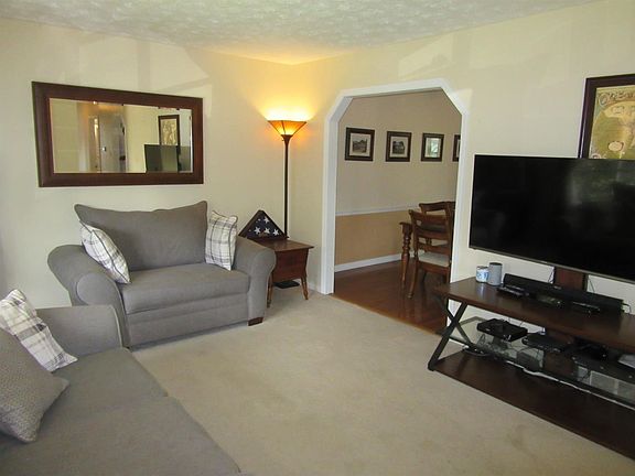 4th image of 3813 Forsythe Ct