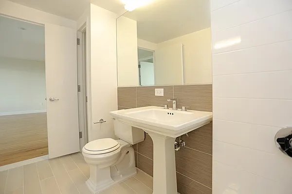 Rented by Stonehenge NYC LLC | media 12