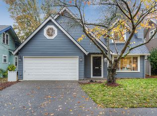 3127 NE Irving St, Portland, OR 97232