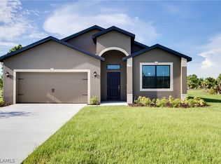 132 SW 30th Terrace Cpe, Coral, FL 33914