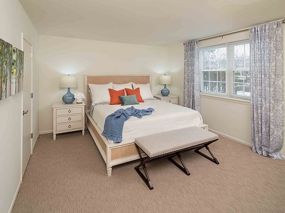 DG Master Bedroom