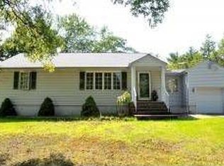 11 Whittaker Ct, Wayne, NJ 07470