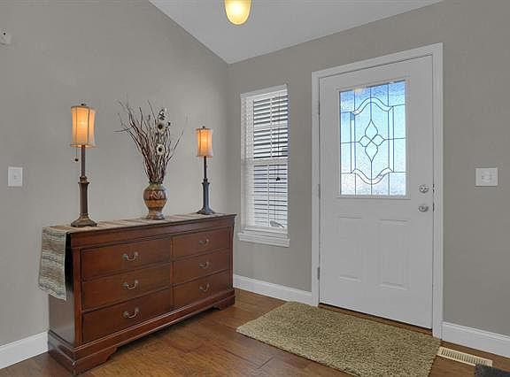 3rd image of 6704 Crossington Ln
