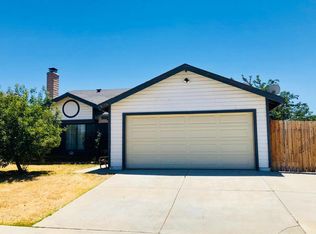 3726 Triton Dr, Palmdale, CA 93550