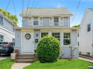 76 Prospect St, Midland Park, NJ 07432