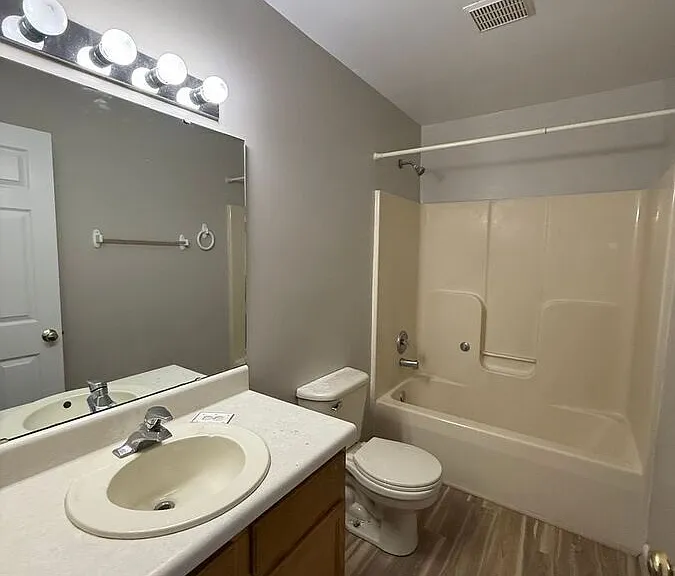 615 S Colorado St — Photo 13