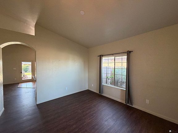 3rd image of 4552 S Jojoba Ave