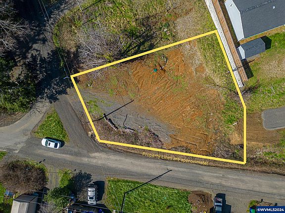 2nd image of 433 N Vista Ter