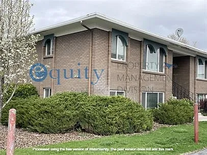 549 E Stringham Ave #B — Photo 10