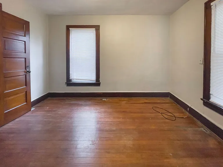 1405 W Jackson St — Photo 38
