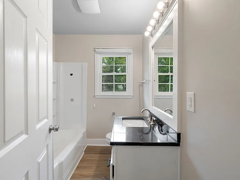 403 Alicia Dr #A — Photo 18