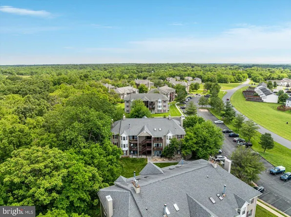 106 Timberlake Ter APT 10, Stephens City, VA 22655