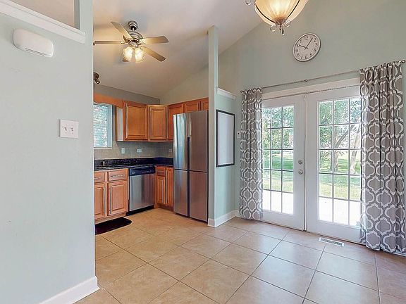 4th image of 6132 Allemong Dr