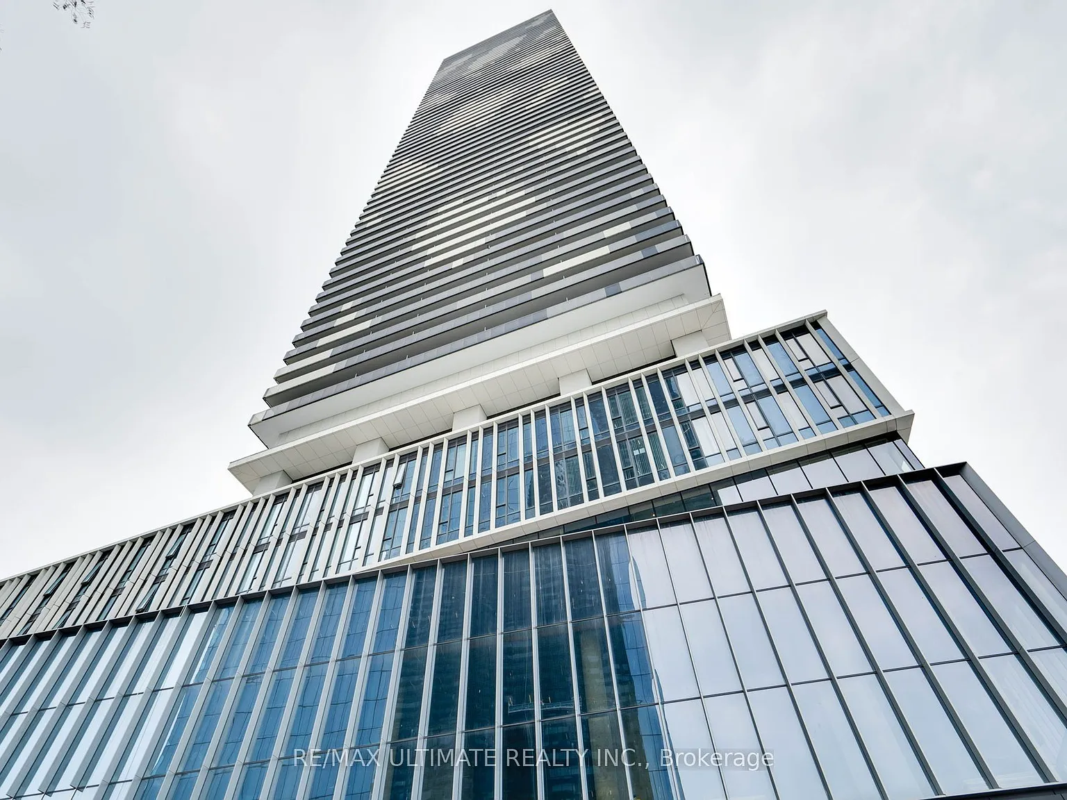 2 bed, $3,825 — Photo 2
