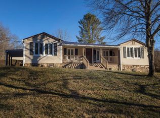 3180 Peaceful Valley Rd, New Castle, VA 24127