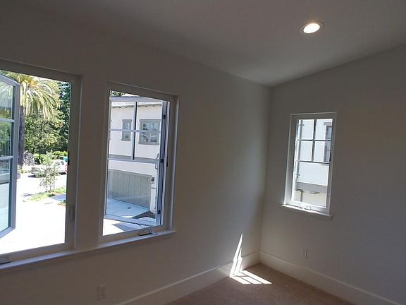 5th image of 43076 Calle Esperanza