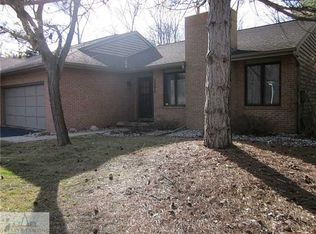 5373 E Hidden Lake Dr, East Lansing, MI 48823