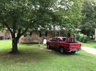 1140 Robert E Lee St, Leeds, AL 35094