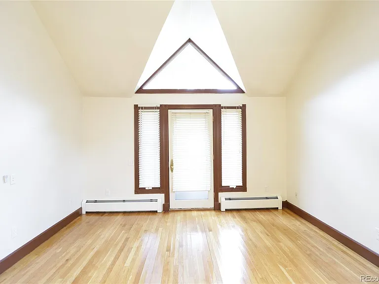 1940 Virginia St #5 — Photo 5