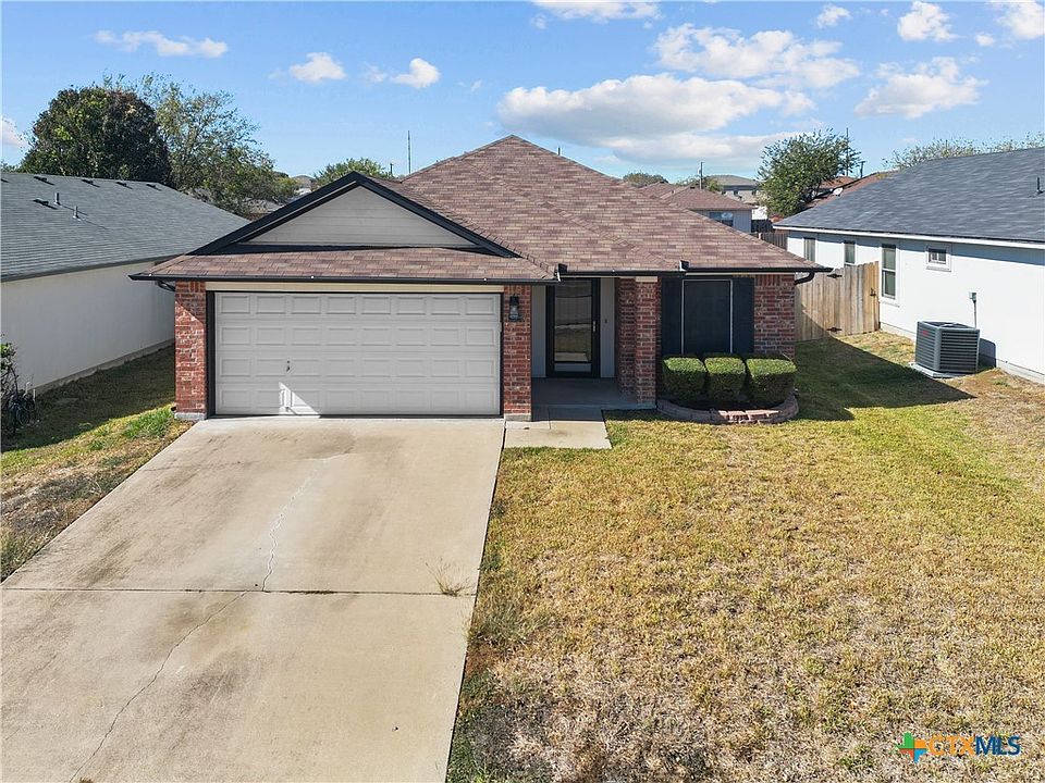 1st image of 1209 Saddle Dr
