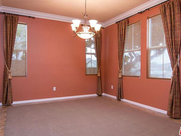 5th image of 333 E Clara St